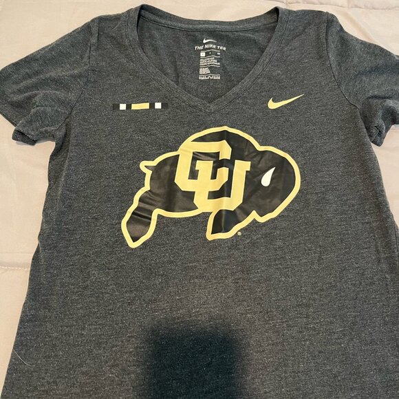 CU Boulder Nike T-Shirt - Picture 1 of 1